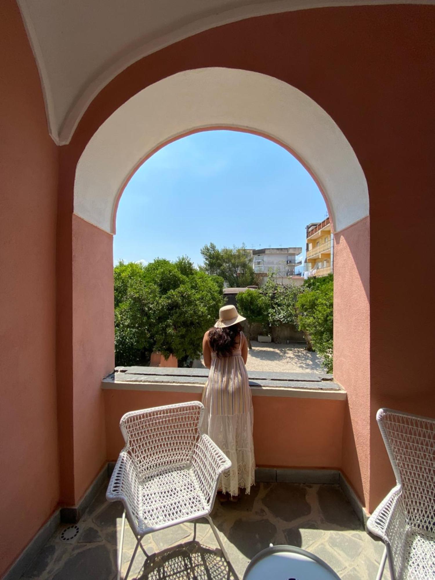 Palazzo D'Aquino Hotel บอสโกเรอาเล ภายนอก รูปภาพ